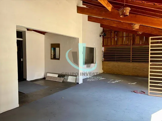 Prédio com 360m², à venda, no bairro Jardim Ártico em Araraquara