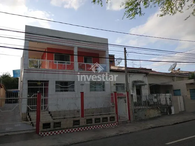Prédio com 439m², à venda, no bairro São José em Campina Grande