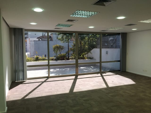 Foto do Prédio - Prédio para locação, Humaitá, Rio de Janeiro, RJ | Lowndes Condomínios e Imóveis