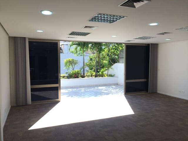 Foto do Prédio - Prédio para locação, Humaitá, Rio de Janeiro, RJ | Lowndes Condomínios e Imóveis