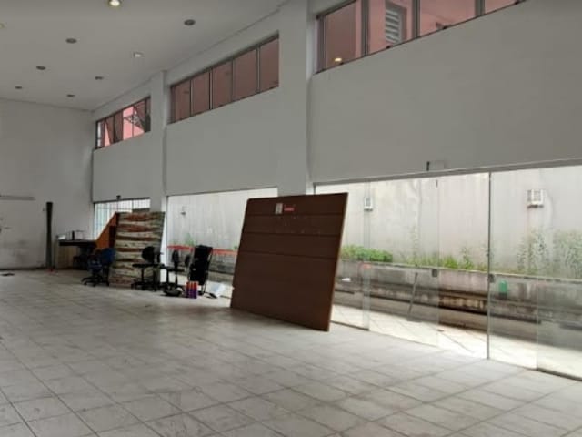Prédio com 1350m², à venda, no bairro Mirandópolis em São Paulo