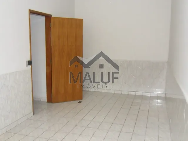 Prédio com 157m², à venda ou para alugar, no bairro Centro em Piracicaba