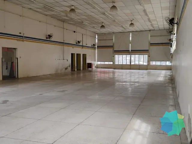 Prédio com 841m², à venda, no bairro Centro em Salto