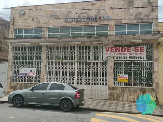 Prédio com 841m², à venda, no bairro Centro em Salto
