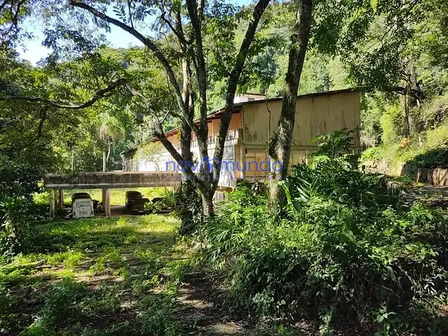 Prédio com 978m², para alugar, no bairro Alto da Boa Vista em Rio de Janeiro