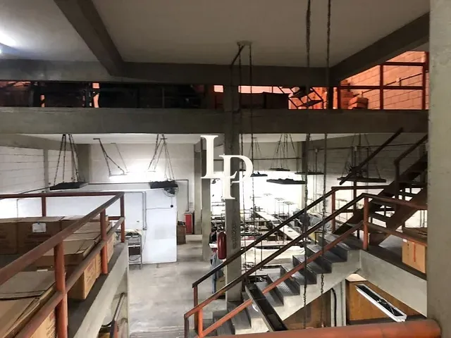 Prédio à venda ou para alugar, no bairro Barcelona em São Caetano do Sul