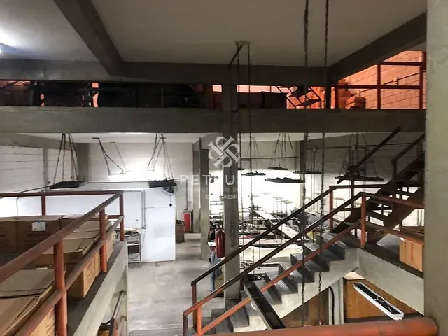 Prédio à venda ou para alugar, no bairro Barcelona em São Caetano do Sul