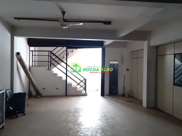Prédio com 1m², à venda ou para alugar, no bairro Centro em Teresina