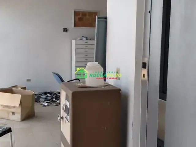 Prédio com 1m², à venda ou para alugar, no bairro Centro em Teresina