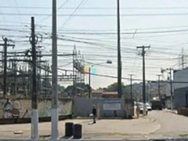 Prédio com 169m², à venda, no bairro Largo da Batalha em Niterói