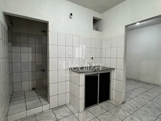 Prédio com 102m², à venda ou para alugar, no bairro Malhado em Ilhéus