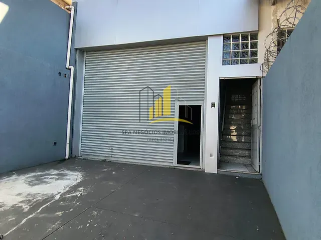 Prédio à venda, no bairro Cidade Líder em São Paulo
