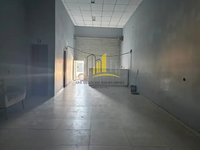 Prédio à venda, no bairro Cidade Líder em São Paulo