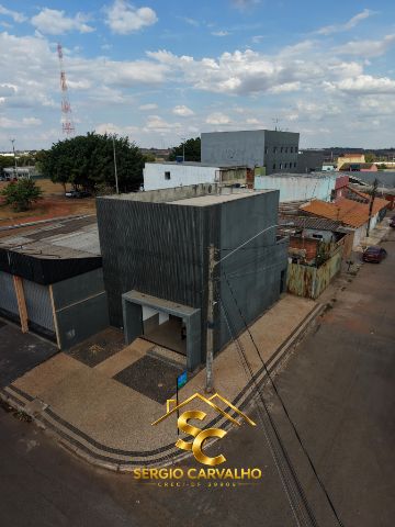 Prédio com 112m², à venda, no bairro Santa Maria em Brasília