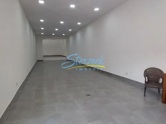 Prédio com 720m², para alugar, no bairro Marambaia em Vinhedo
