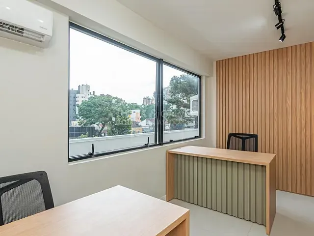 Prédio com 31m², à venda, no bairro Juvevê em Curitiba