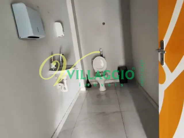 Prédio com 128m², para alugar, no bairro Vila Santa Cruz em São José do Rio Preto