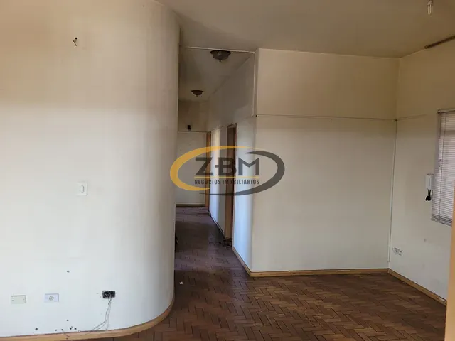 Prédio com 754m², à venda, no bairro Vila Casoni em Londrina