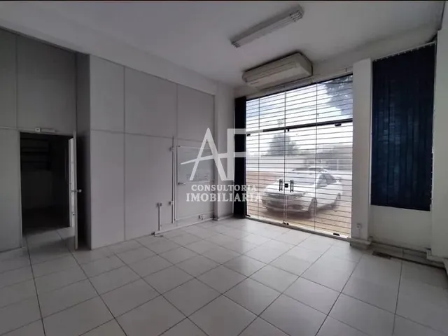 Prédio com 500m², para alugar, no bairro Jardim das Nações em Taubaté