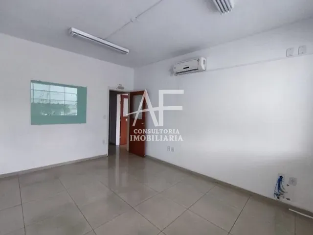 Prédio com 500m², para alugar, no bairro Jardim das Nações em Taubaté
