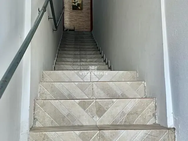 Prédio com 300m², à venda, no bairro Jardim Monte Rei em Maringá