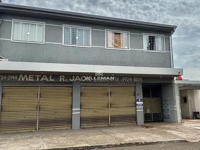 Prédio com 300m², à venda, no bairro Jardim Monte Rei em Maringá