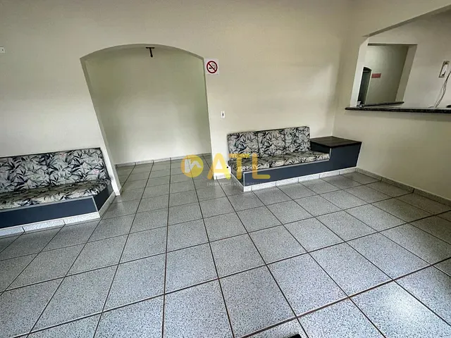 Prédio com 496m², à venda, no bairro Jardim Paulista em Ourinhos