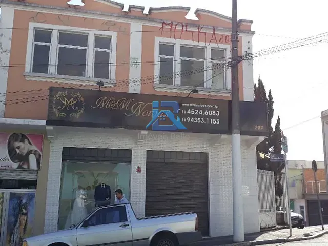 Prédio com 274m², à venda, no bairro Centro em Itatiba