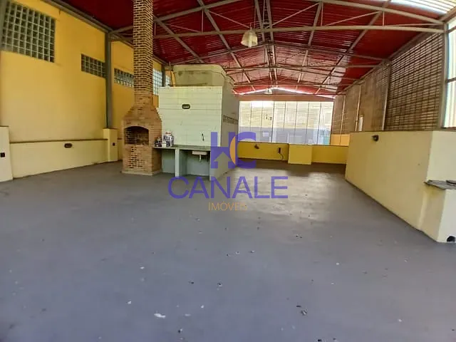 Prédio com 736m², à venda ou para alugar, no bairro Barra Olímpica em Rio de Janeiro