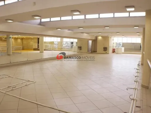 Prédio com 1664m², para alugar, no bairro Barcelona em São Caetano do Sul