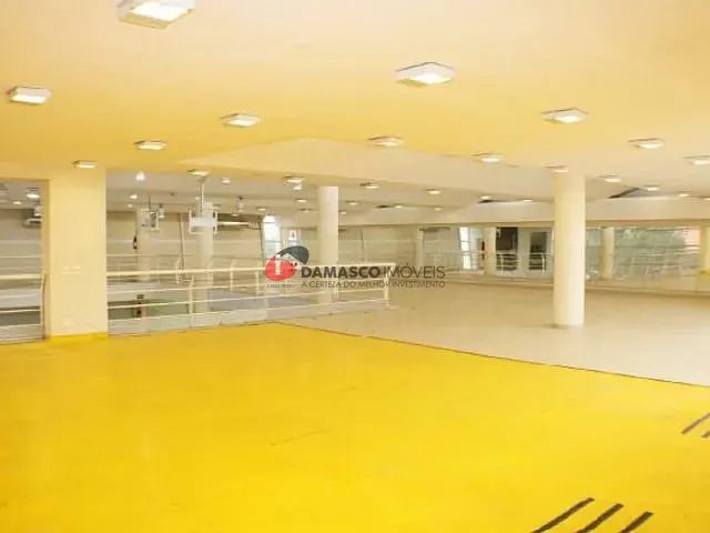 Prédio com 1664m², para alugar, no bairro Barcelona em São Caetano do Sul