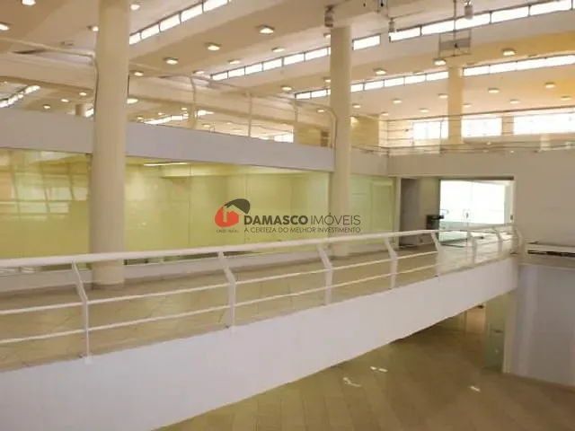Prédio com 1664m², para alugar, no bairro Barcelona em São Caetano do Sul