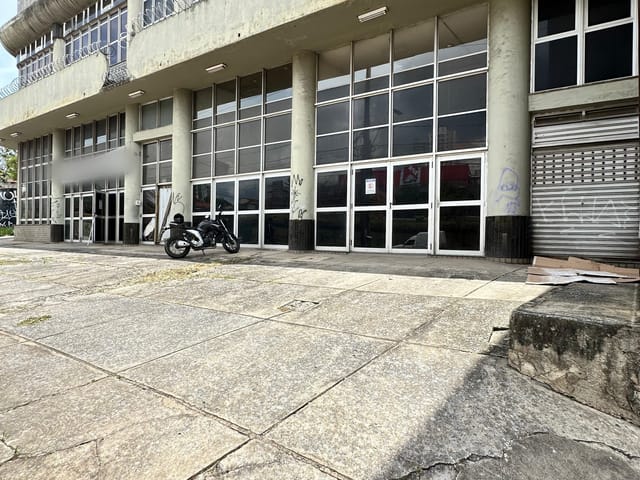 Foto do Prédio - Prédio para venda com 8 salas e 10 vagas, Planalto, Belo Horizonte, MG | Deltalar Imóveis