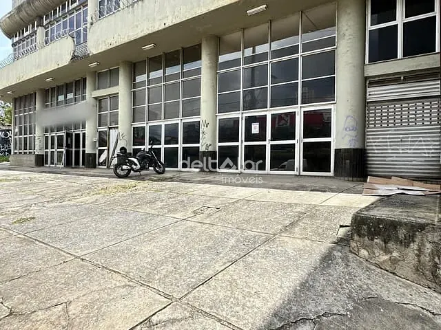 Prédio com 1200m², à venda, no bairro Planalto em Belo Horizonte