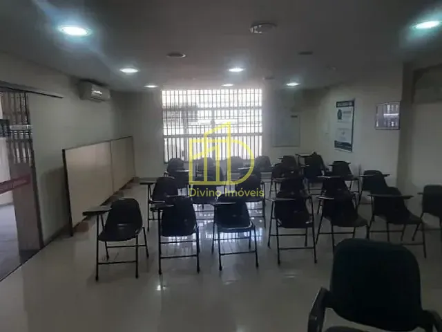Prédio com 600m², à venda, no bairro Jardim Vergueiro em Sorocaba