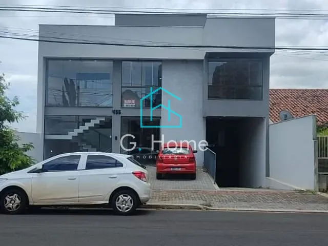 Prédio com 610m², para alugar, no bairro Andrade em Londrina