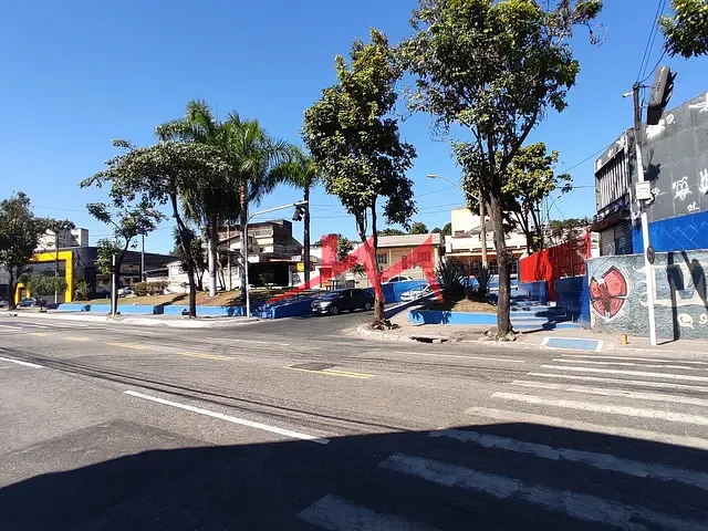 Prédio com 1000m², à venda, no bairro Bairro Antonina em São Gonçalo