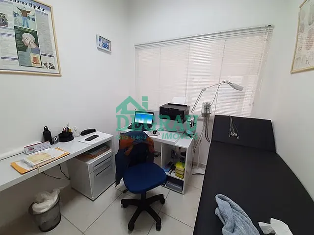 Prédio à venda, no bairro Centro em Itapeva