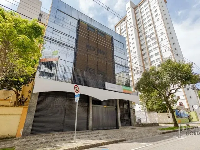 Prédio para alugar, no bairro Centro em Curitiba