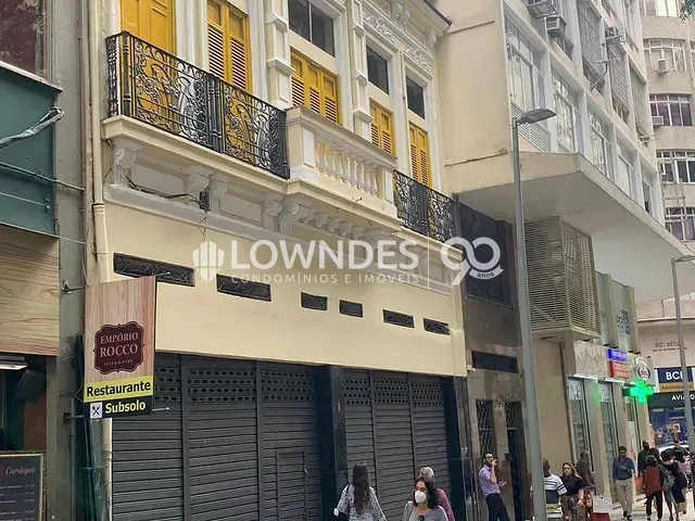 Prédio com 210m², para alugar, no bairro Centro em Rio de Janeiro