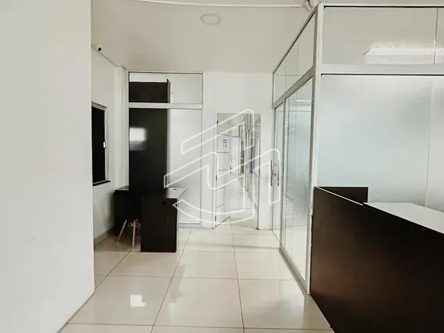 Prédio para alugar, no bairro Sacramenta em Belém