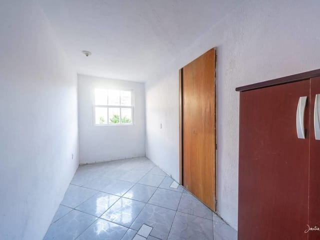 Prédio com 215m² 6 quartos e 4 banheiros, à venda, no bairro Vargem do Bom Jesus em Florianópolis