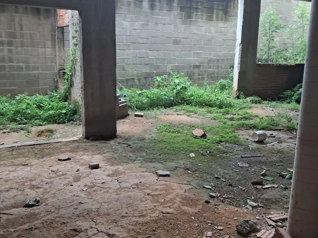 Prédio com 900m², à venda, no bairro Portal das Colinas em Guaratinguetá