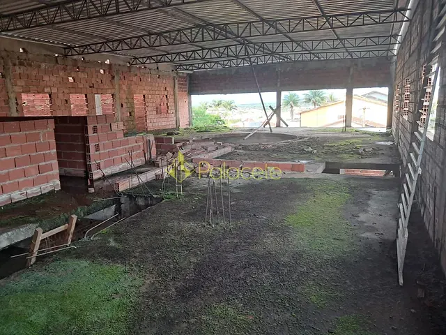 Prédio com 900m², à venda, no bairro Portal das Colinas em Guaratinguetá