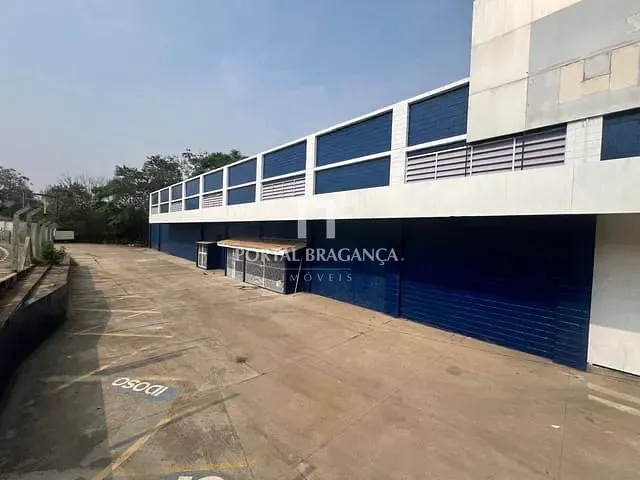 Prédio com 7000m², para alugar, no bairro Jardim São Lourenço em Bragança Paulista