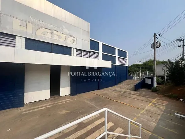 Prédio com 7000m², para alugar, no bairro Jardim São Lourenço em Bragança Paulista
