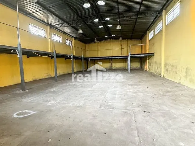 Galpão / Barracão com 385m², para alugar, no bairro Vila Pereira em Itapira