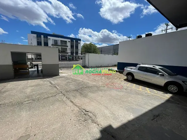 Prédio com 6300m², para alugar, no bairro São Pedro em Teresina