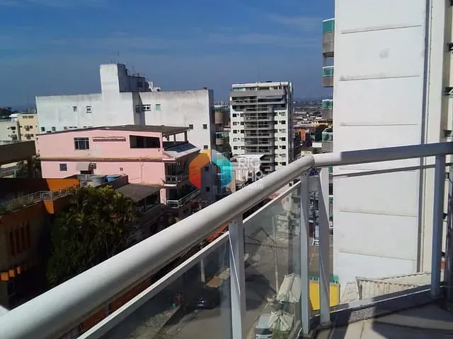 Prédio com 1200m², à venda, no bairro Jardim Vinte e Cinco de Agosto em Duque de Caxias