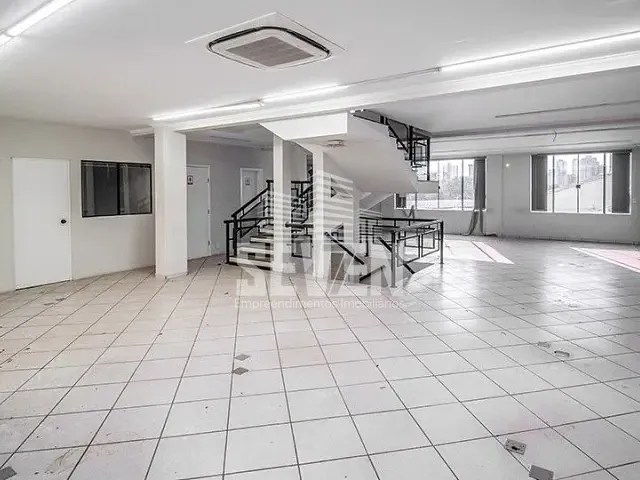 Prédio com 500m², à venda, no bairro Vila Brunhari em Bauru
